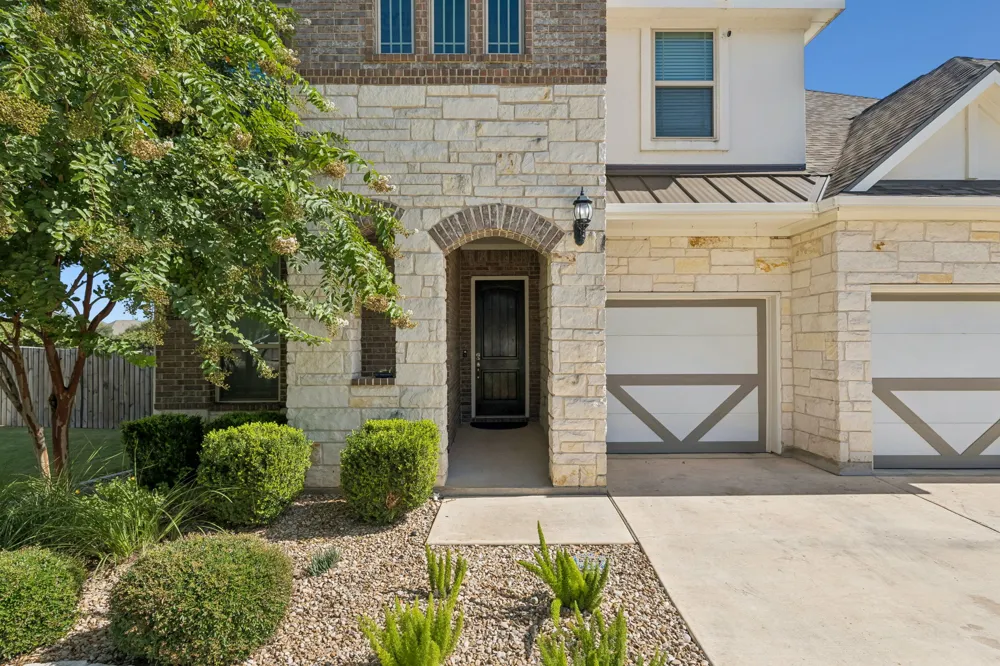 124 Redtail Lane Leander, TX 78641