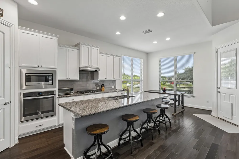 124 Redtail Lane Leander, TX 78641
