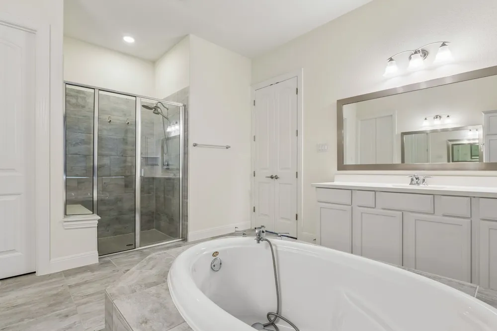 124 Redtail Lane Leander, TX 78641