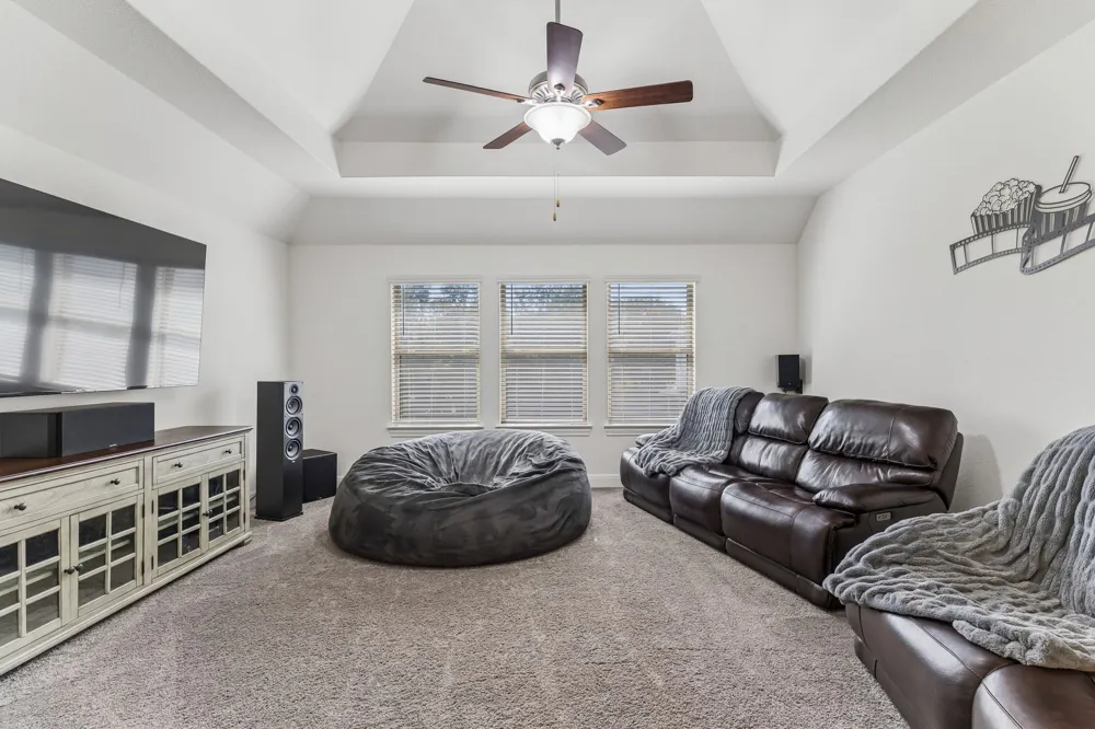 124 Redtail Lane Leander, TX 78641