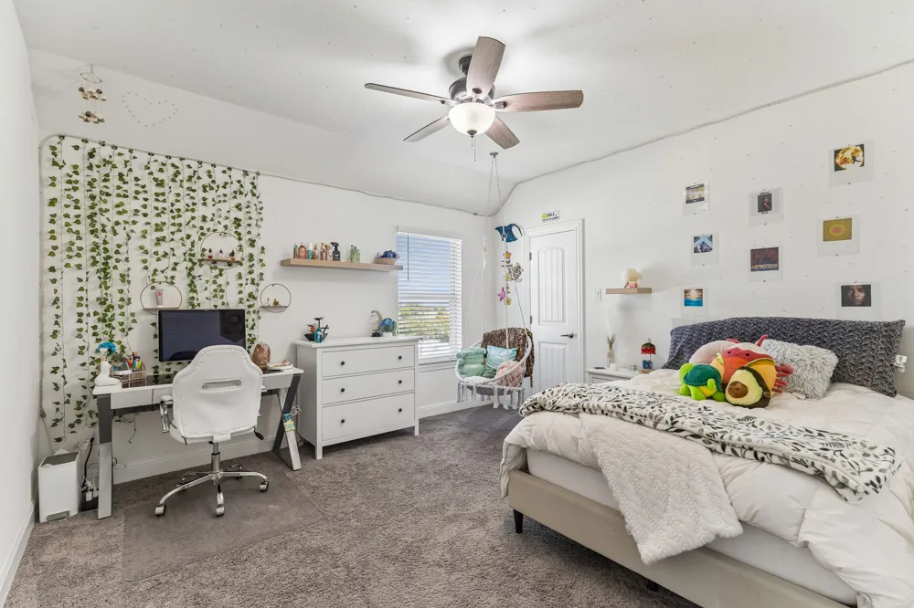 124 Redtail Lane Leander, TX 78641