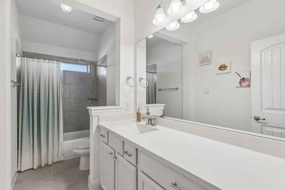 124 Redtail Lane Leander, TX 78641