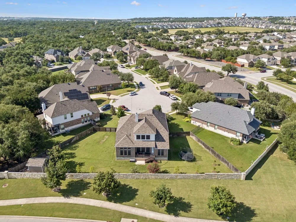124 Redtail Lane Leander, TX 78641