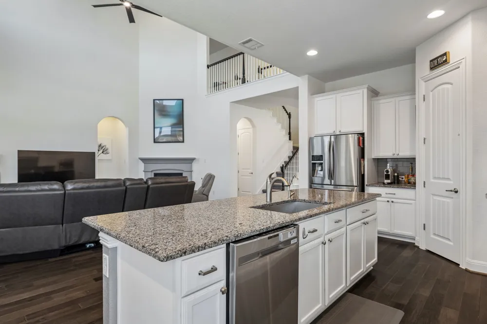 124 Redtail Lane Leander, TX 78641