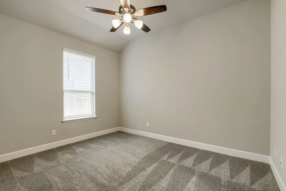 14505 Kira Lane Manor, TX 78653