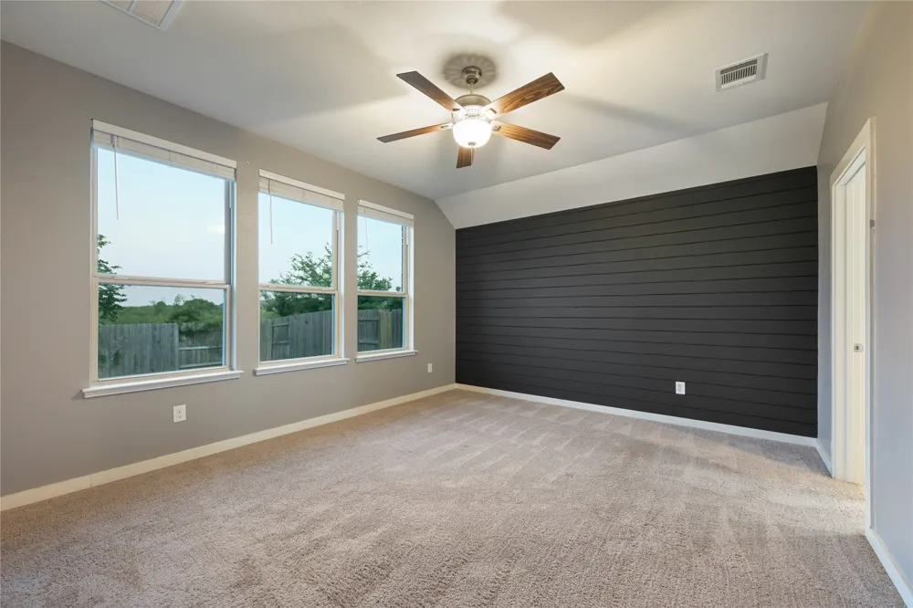 188 Nautical Loop Kyle, TX 78640