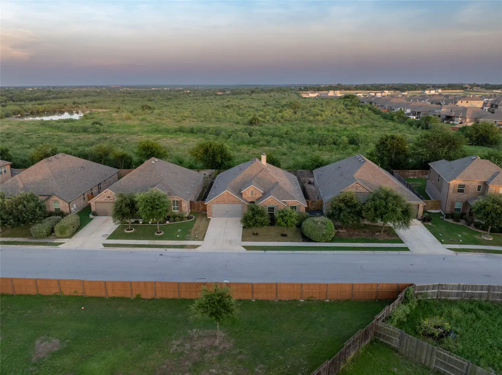 188 Nautical Loop Kyle, TX 78640