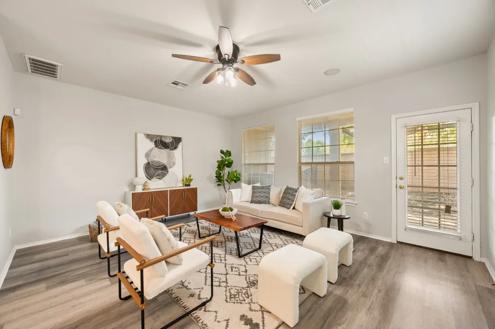 16100 S Great Oaks Drive #102 Round Rock, TX 78681