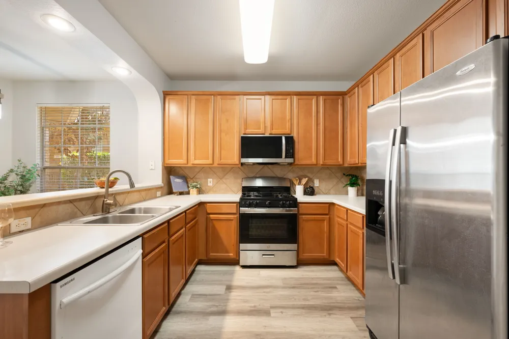 16100 S Great Oaks Drive #102 Round Rock, TX 78681