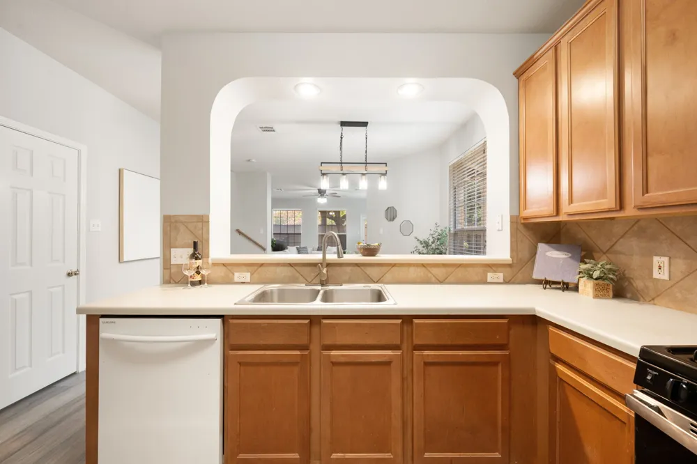 16100 S Great Oaks Drive #102 Round Rock, TX 78681
