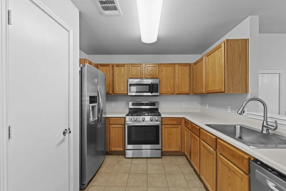 12517 Briarcreek Loop Manor, TX 78653