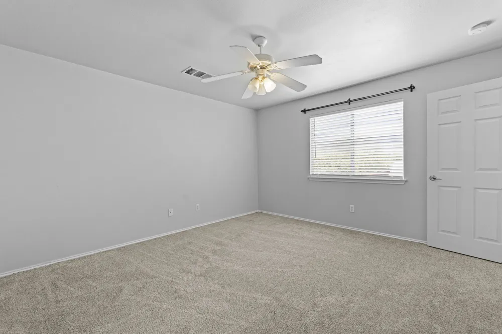 12517 Briarcreek Loop Manor, TX 78653