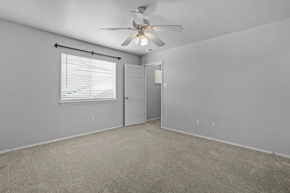 12517 Briarcreek Loop Manor, TX 78653