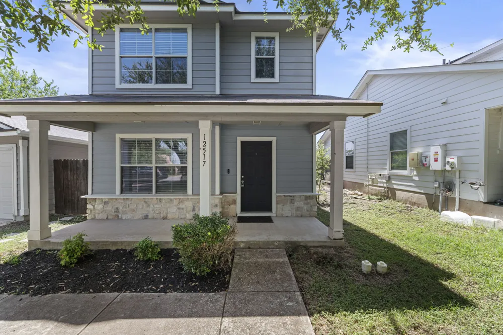 12517 Briarcreek Loop Manor, TX 78653