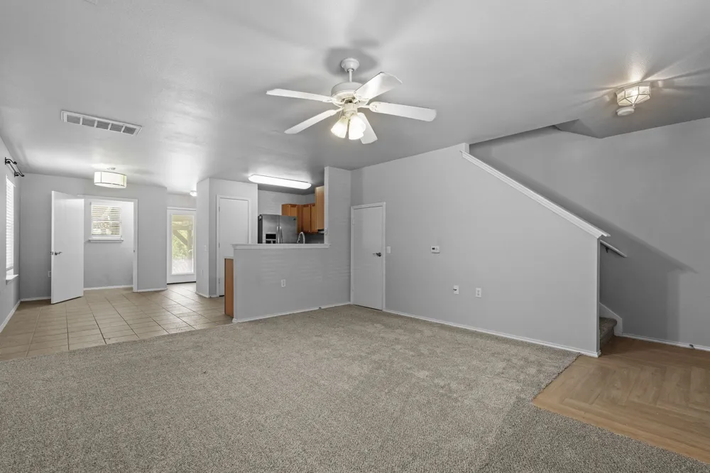 12517 Briarcreek Loop Manor, TX 78653