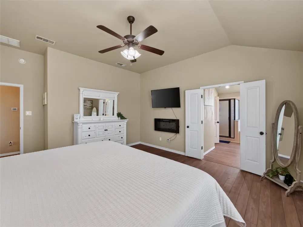 213 Sarahs Lane Liberty Hill, TX 78642