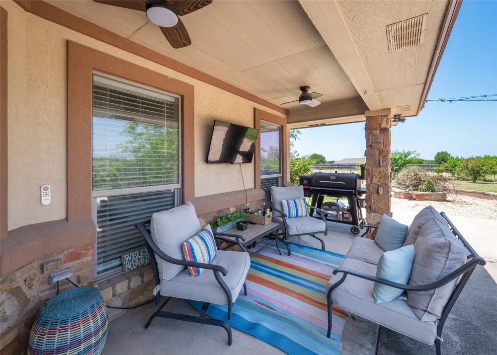 213 Sarahs Lane Liberty Hill, TX 78642
