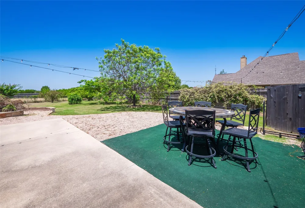 213 Sarahs Lane Liberty Hill, TX 78642