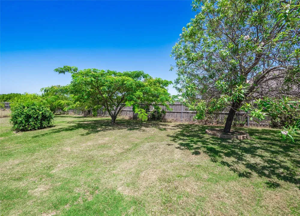 213 Sarahs Lane Liberty Hill, TX 78642