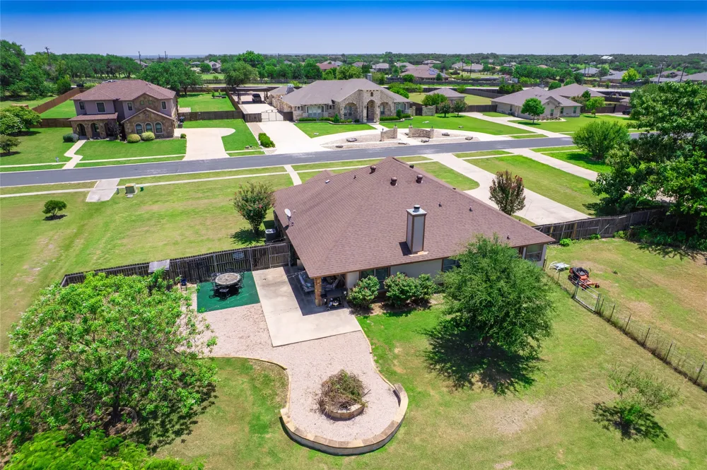 213 Sarahs Lane Liberty Hill, TX 78642