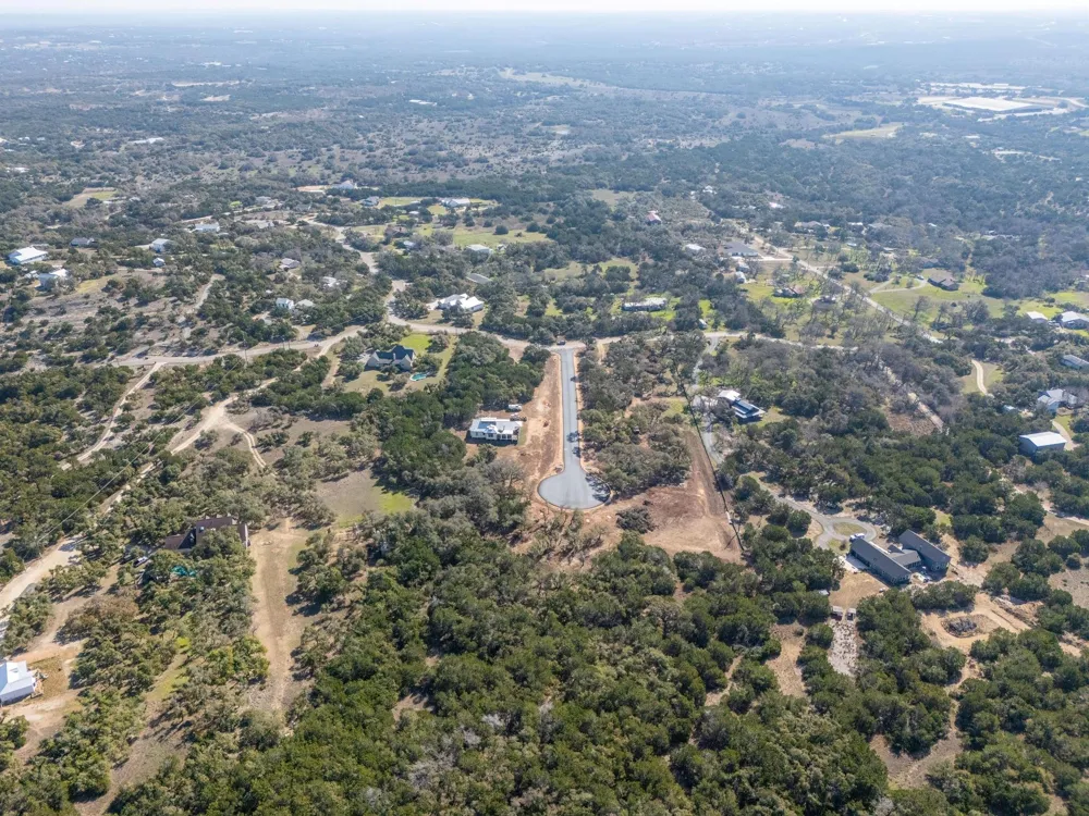 9 Spring Oak Drive Dripping Springs, TX 78620