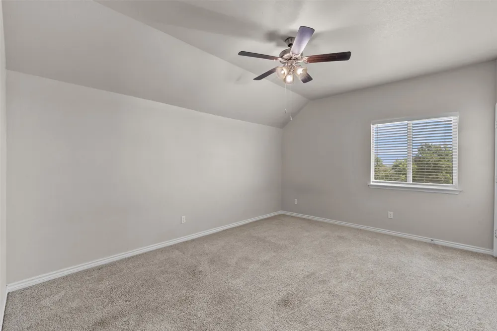 1527 Mountain Crest Cove Salado, TX 76571