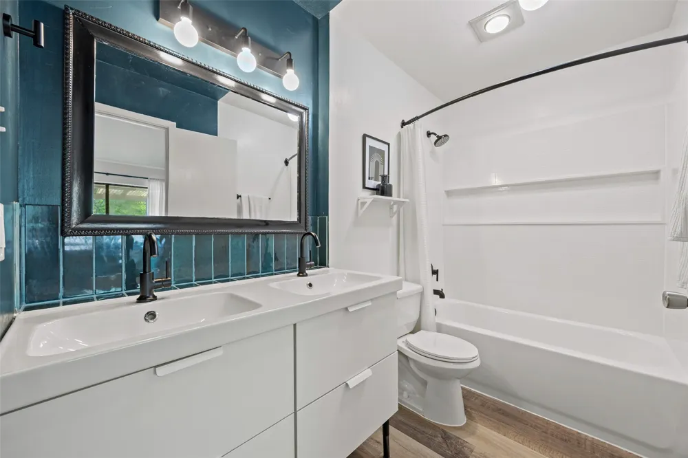 5506 S Pleasant Valley Road Austin, TX 78744