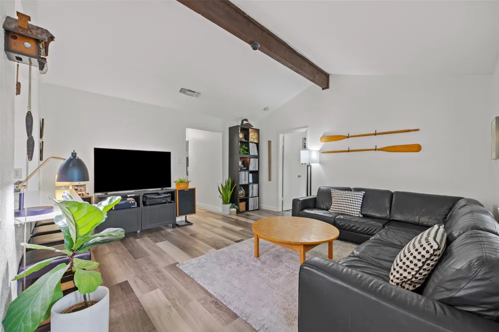 5506 S Pleasant Valley Road Austin, TX 78744