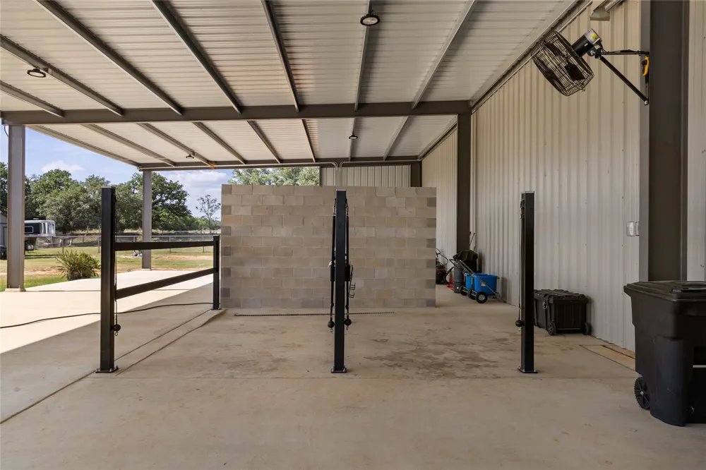 4900 Goehmann Lane Fredericksburg, TX 78624