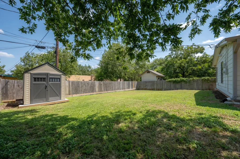 8417 Maine Drive Austin, TX 78758