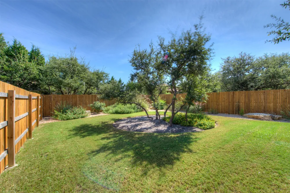 405 S Meadowlark Street #B Lakeway, TX 78734