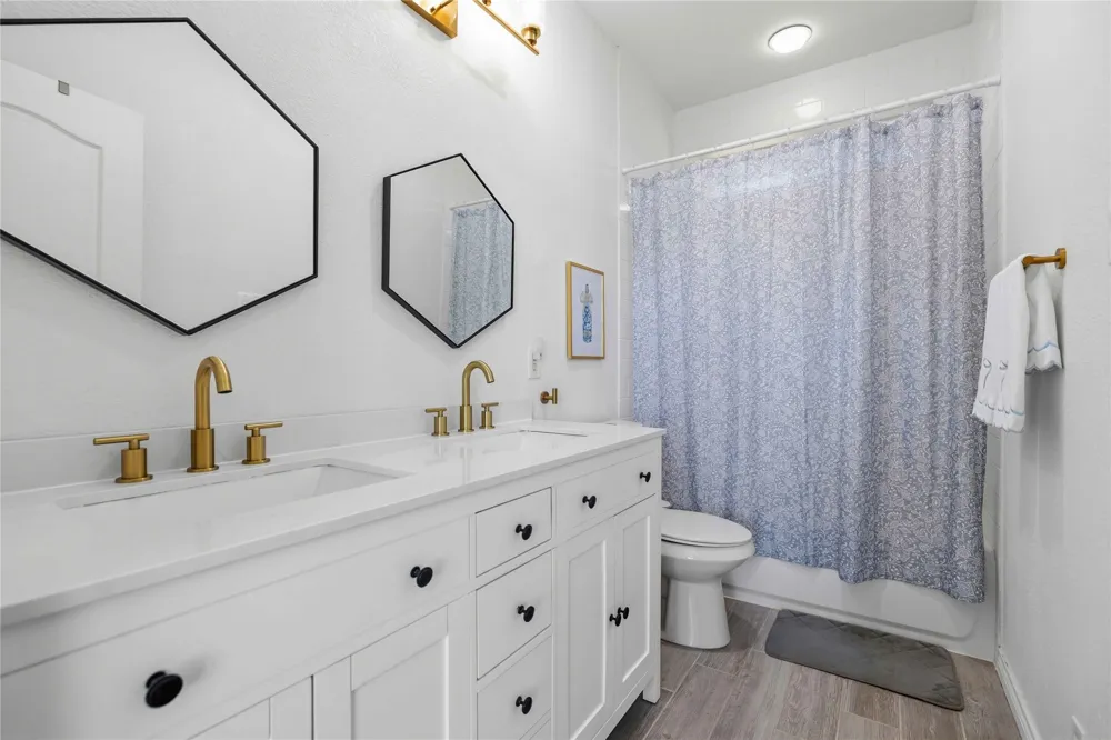 3400 Serene Hills Court Austin, TX 78738