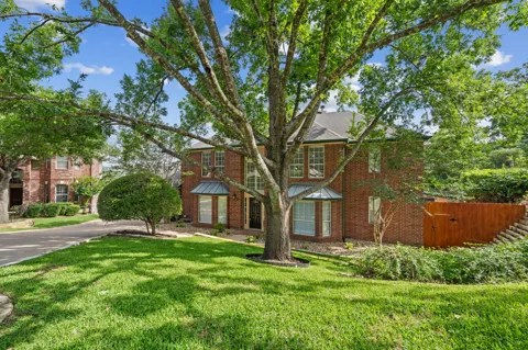 6604 Strutton Cove
