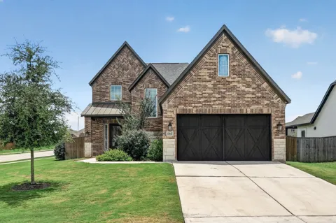 17817 Clairess Lane