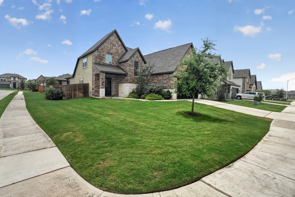 17817 Clairess Lane Manor, TX 78653
