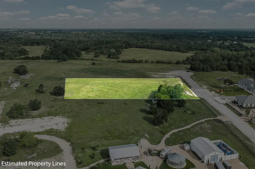 109 Compound Lane Round Top, TX 78954