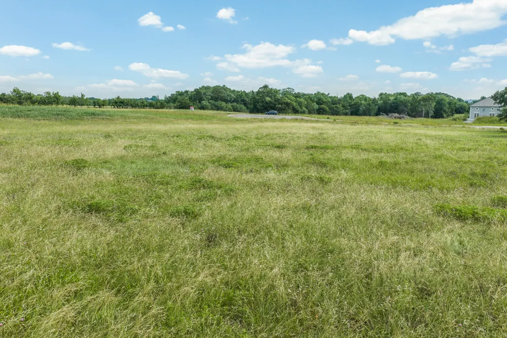 109 Compound Lane Round Top, TX 78954