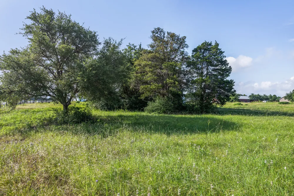 109 Compound Lane Round Top, TX 78954