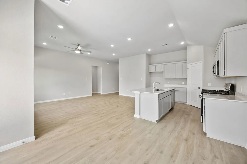 4729 Bridwell Austin, TX 78754