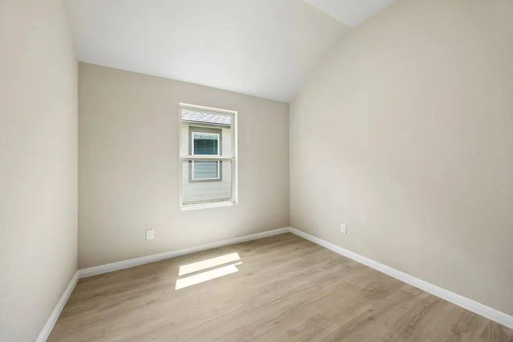 4729 Bridwell Austin, TX 78754