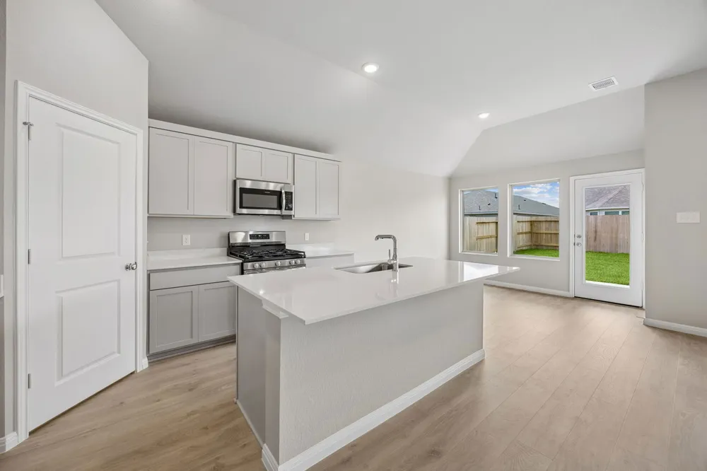 4729 Bridwell Austin, TX 78754