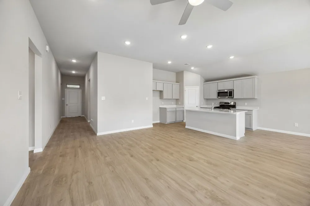 4729 Bridwell Austin, TX 78754