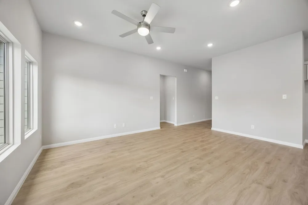 4729 Bridwell Austin, TX 78754