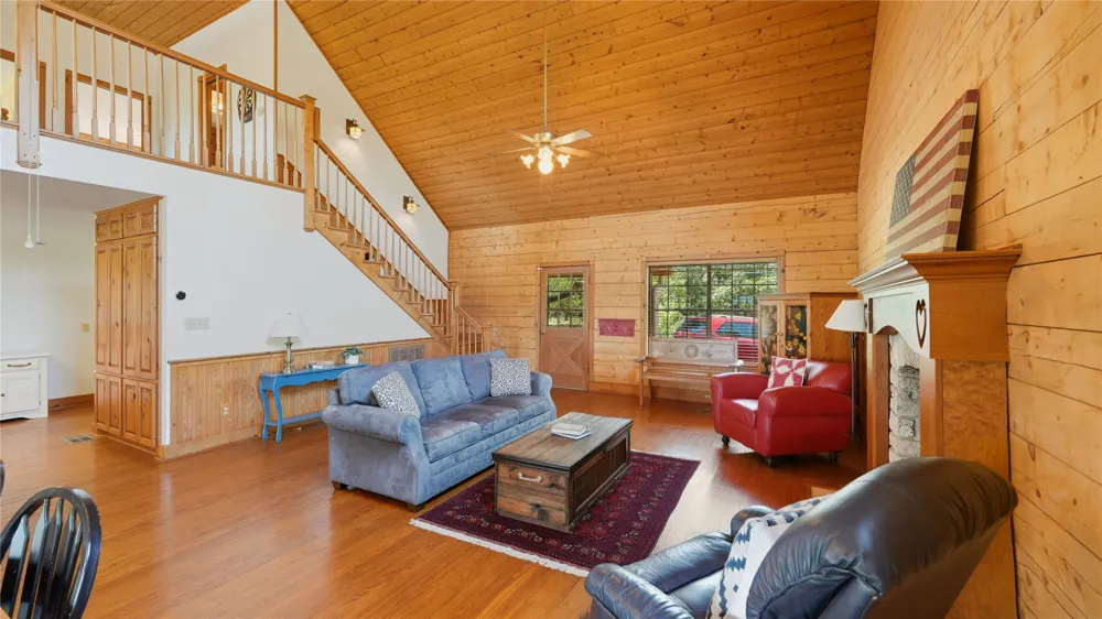 800 Woodcreek Ranch Road Wimberley, TX 78676