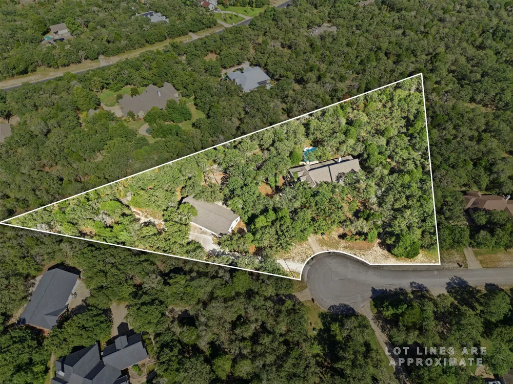 197 Elm Wood Drive Elgin, TX 78621