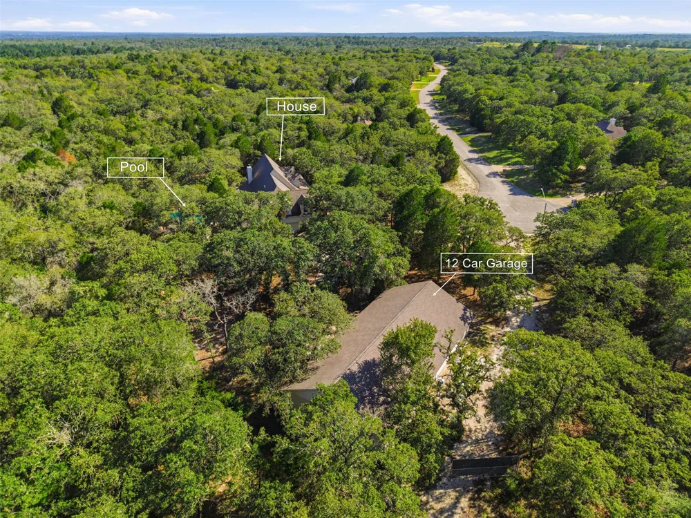 197 Elm Wood Drive Elgin, TX 78621