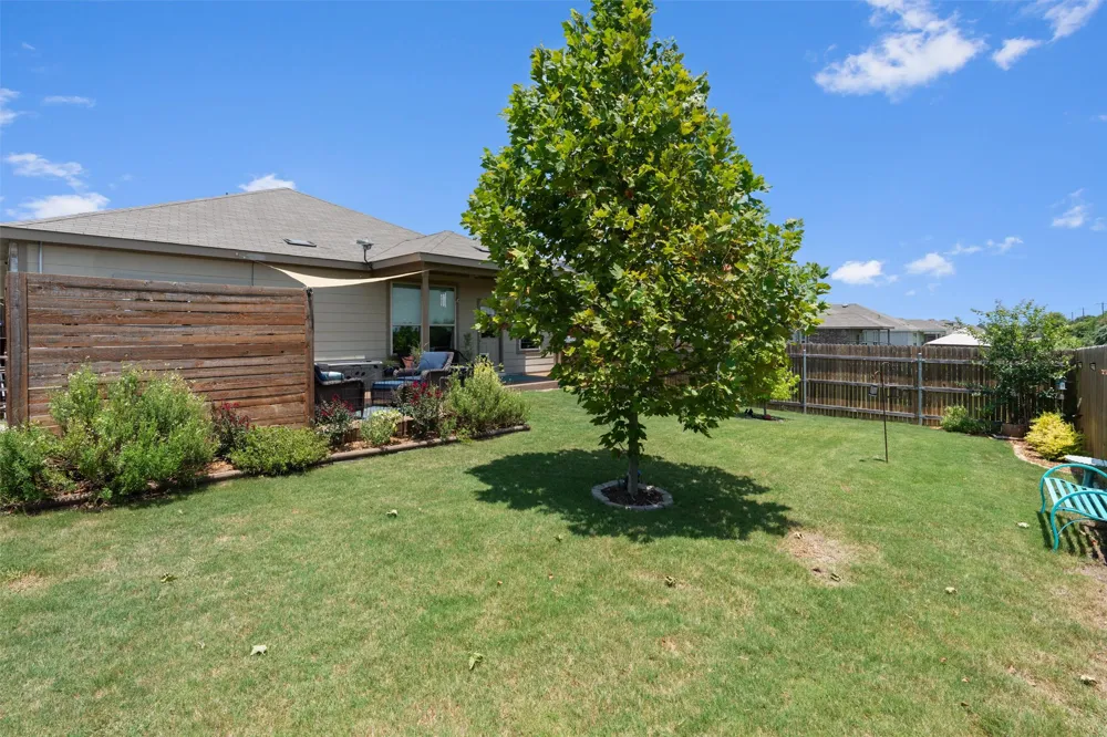 1941 T H Johnson Drive Taylor, TX 76574