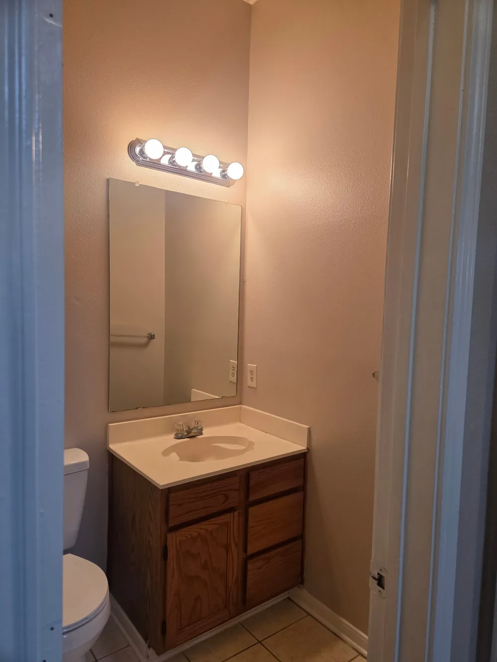 3215 Tree Grove Drive San Antonio, TX 78247