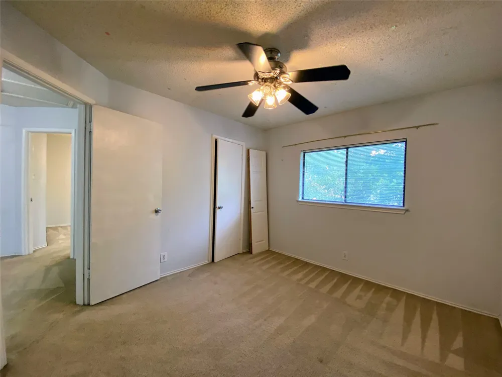 3215 Tree Grove Drive San Antonio, TX 78247