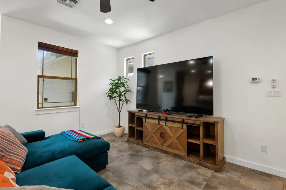 2208 Schriber Street #B Austin, TX 78704